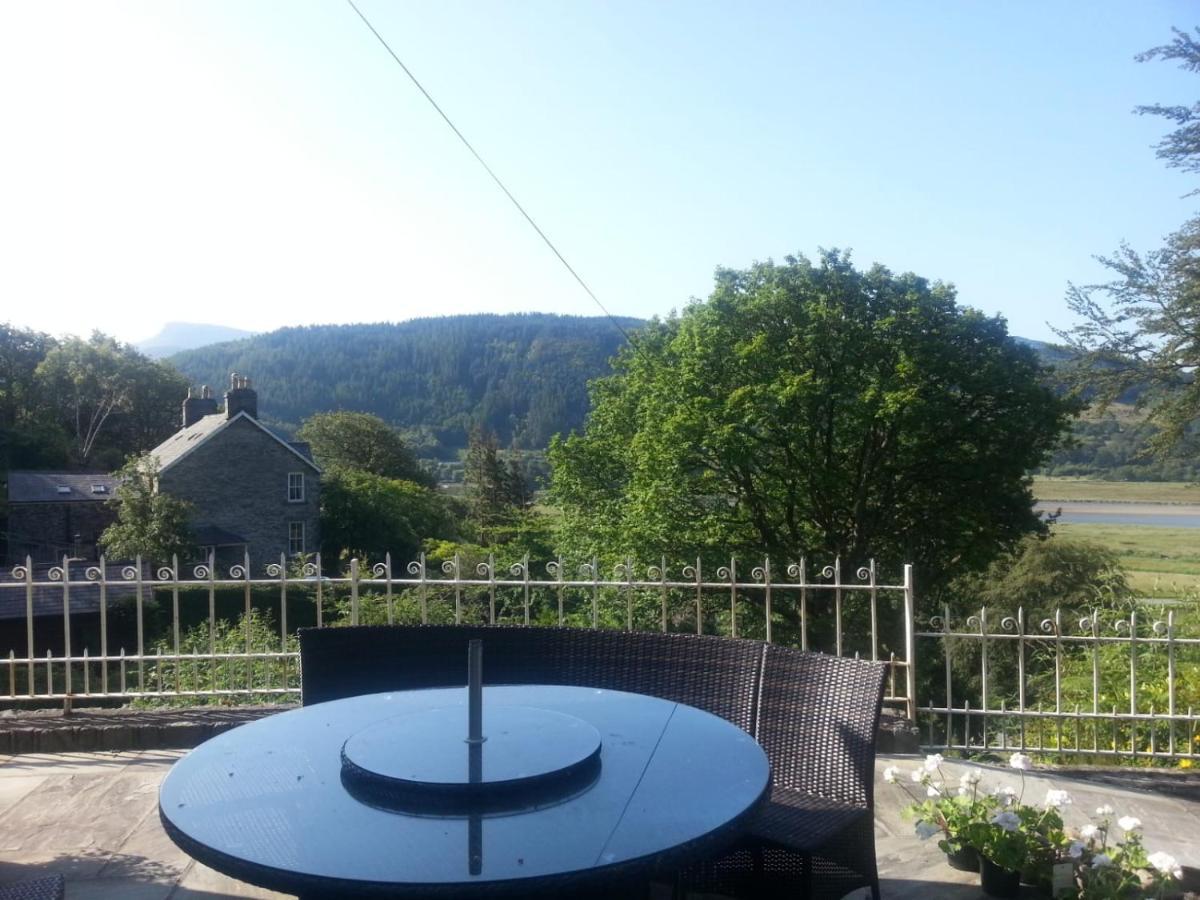ドルゲラウ Snowdonia Mawddach Escapeヴィラ エクステリア 写真