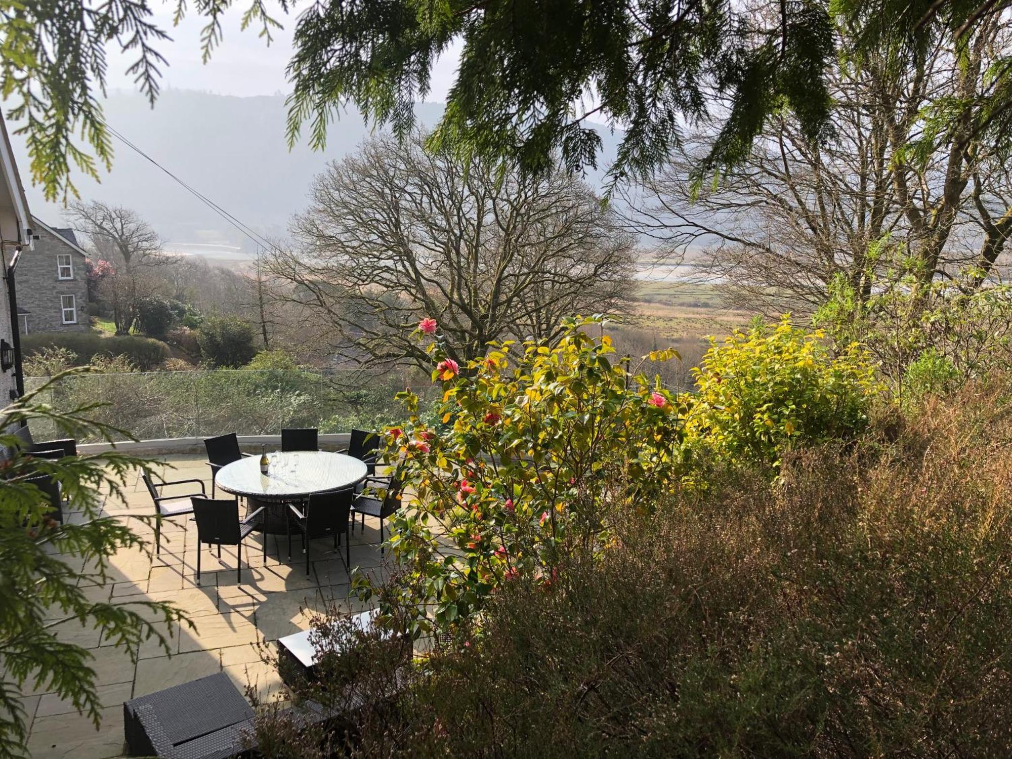 ドルゲラウ Snowdonia Mawddach Escapeヴィラ エクステリア 写真