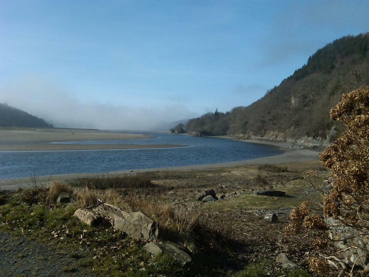 ドルゲラウ Snowdonia Mawddach Escapeヴィラ エクステリア 写真